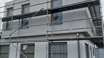 Optopping in steelframe in Outrijve